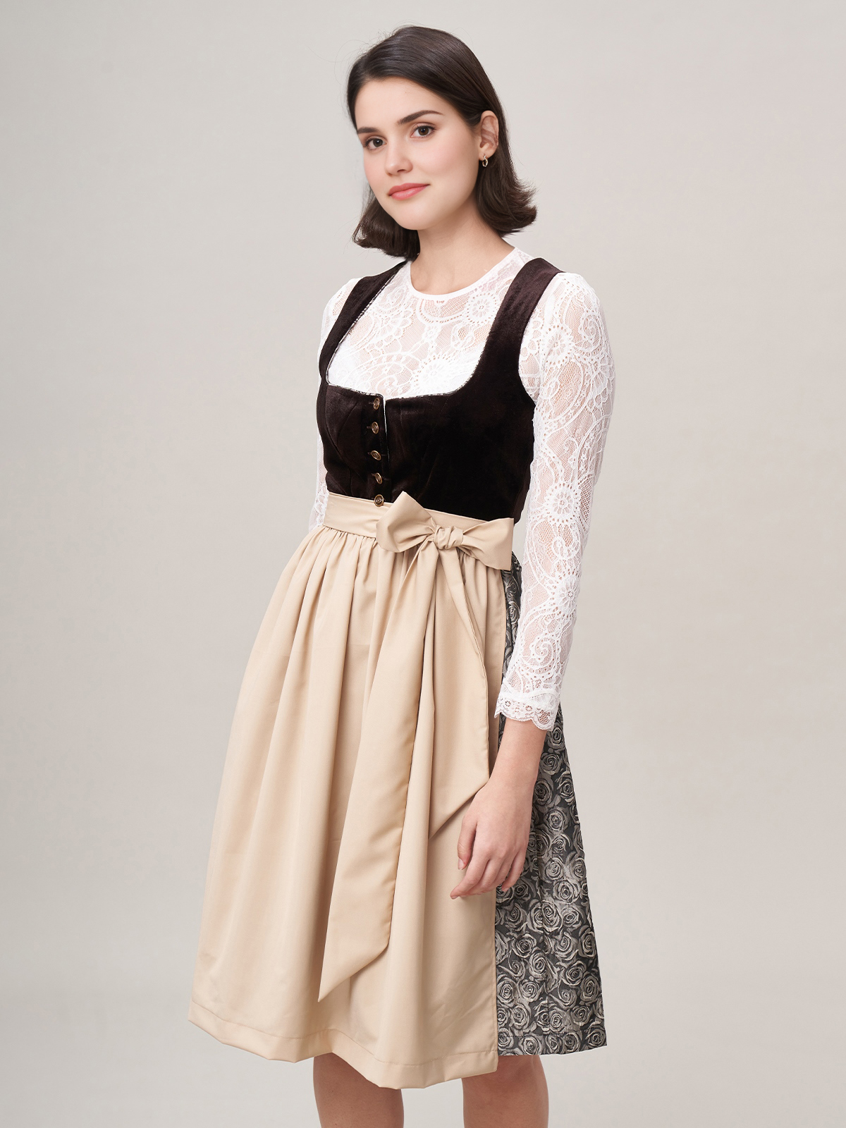 Elegantes Dirndl in Braun