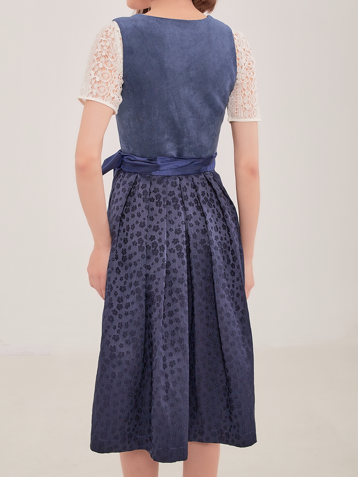 Dirndl in Grün – ein zeitloser Klassiker