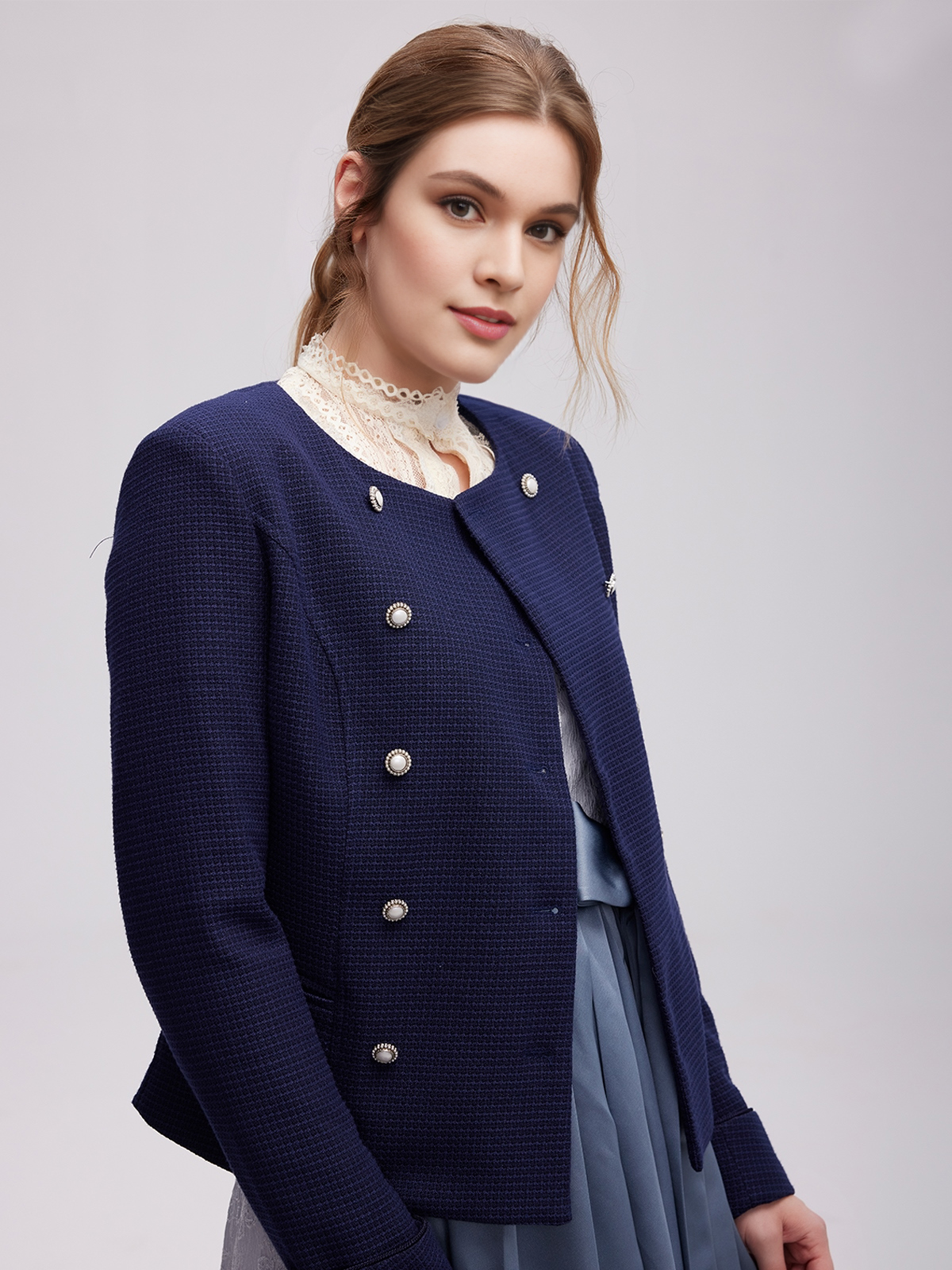 Dirndl in Blau – zeitlose Eleganz