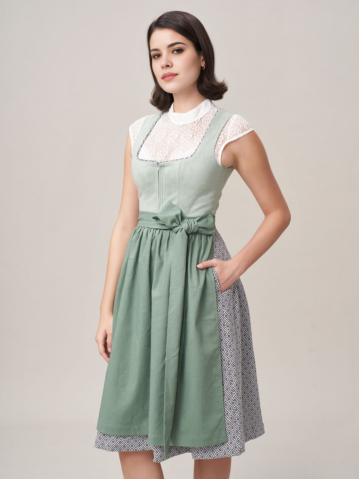 Dirndl in Grün mit perfekter Passform