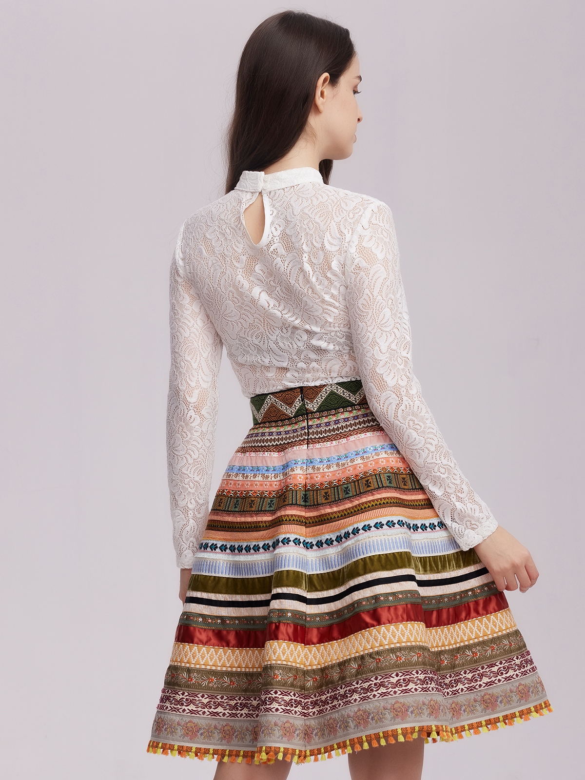 Dirndl in Grün und Rosa – ein Blickfang auf jedem Fest