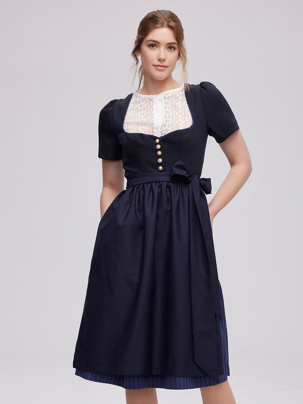 Dirndl in Blau