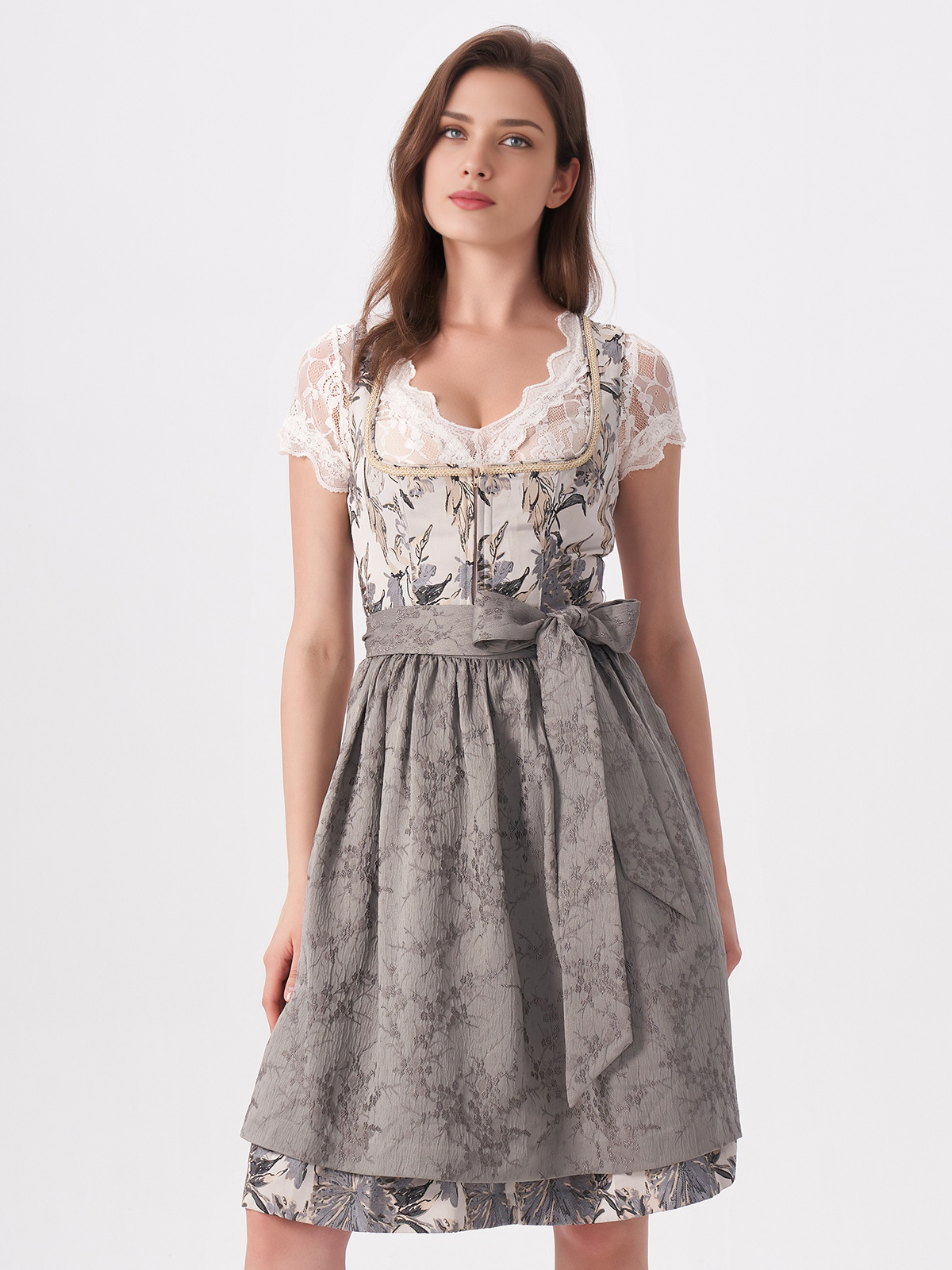 Hochgeschlossenes grünes Dirndl
