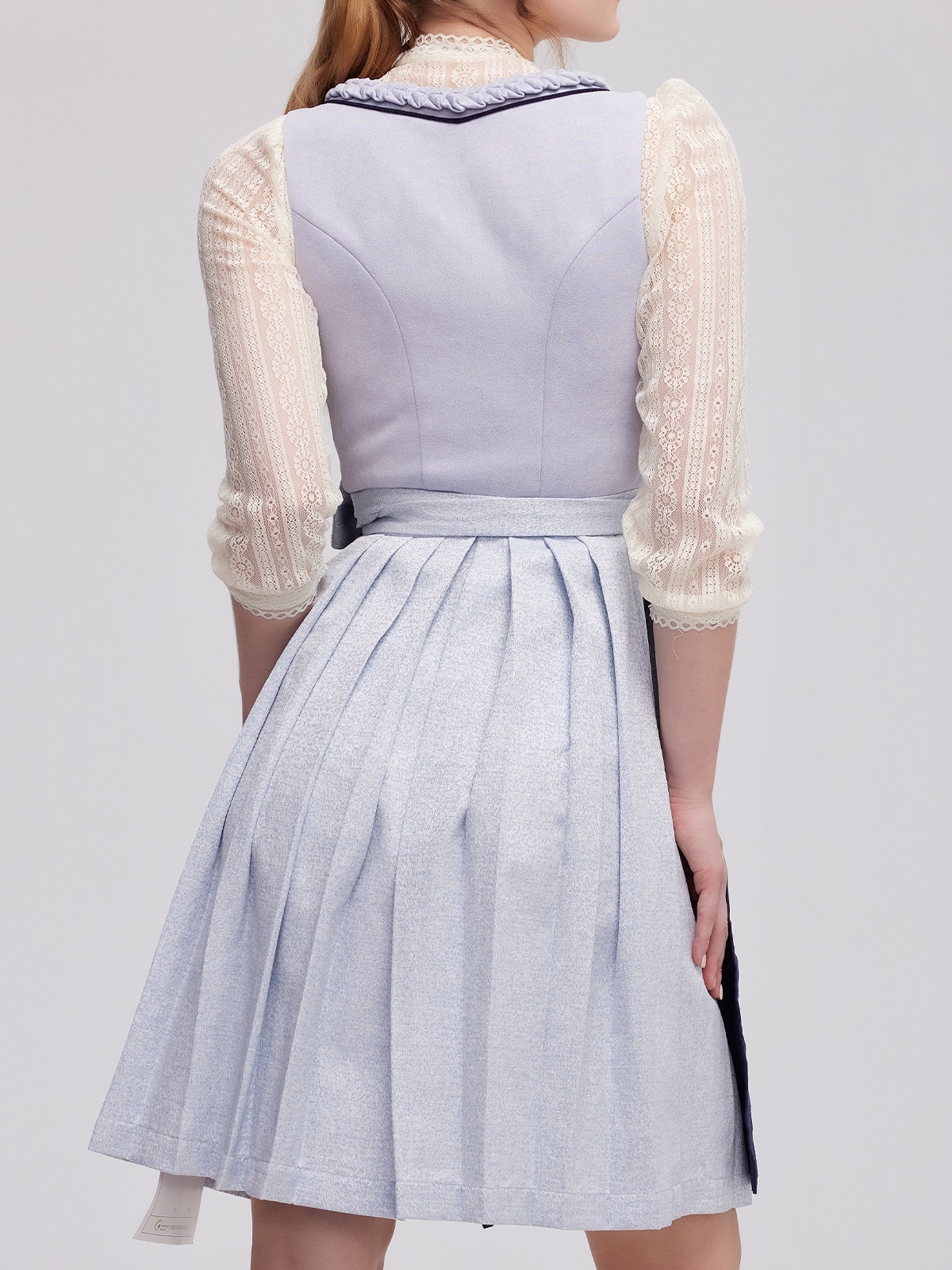 Dirndl in Blau – zeitlos und elegant