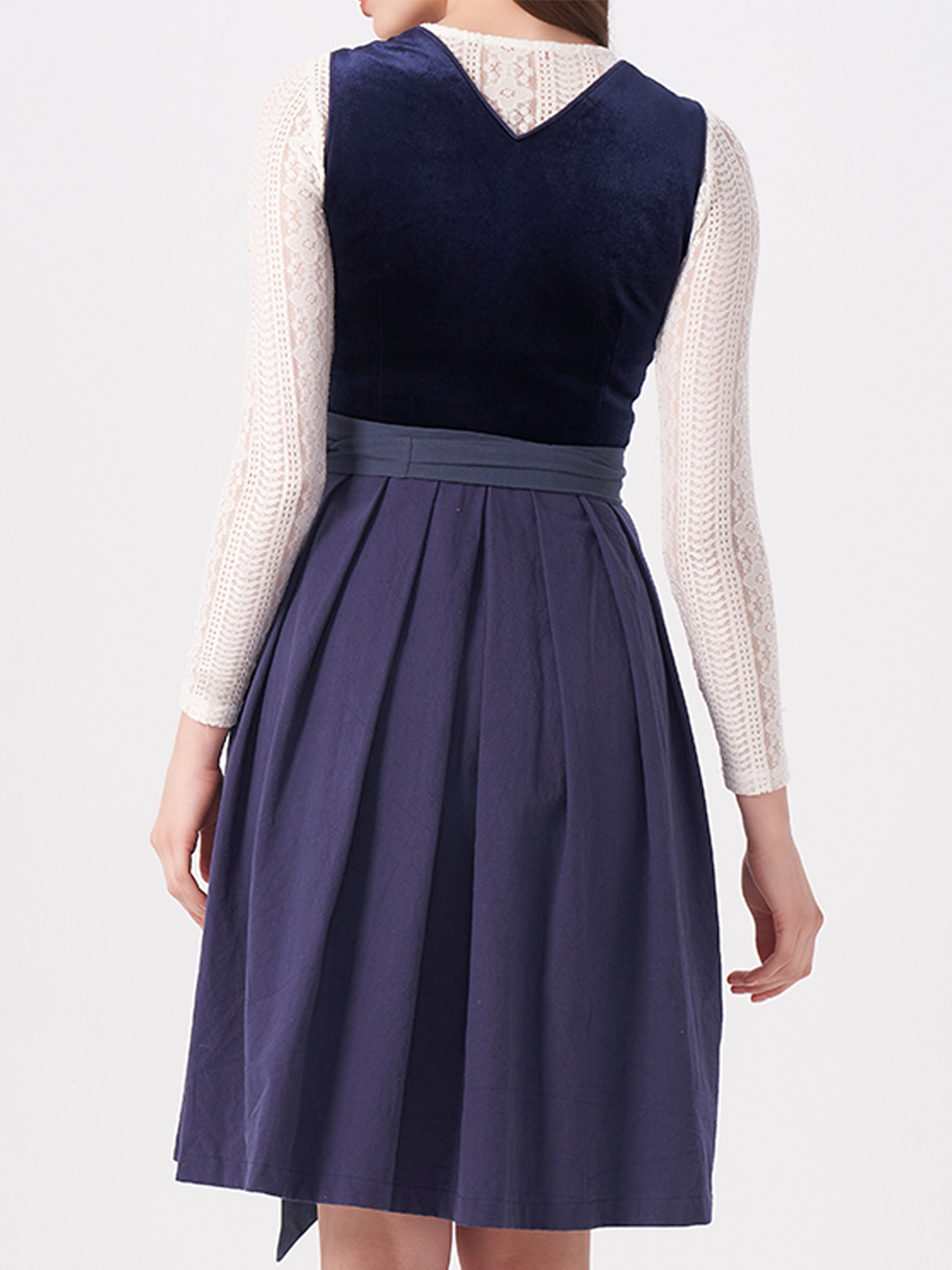 Spitzen Dirndlbluse in Blau