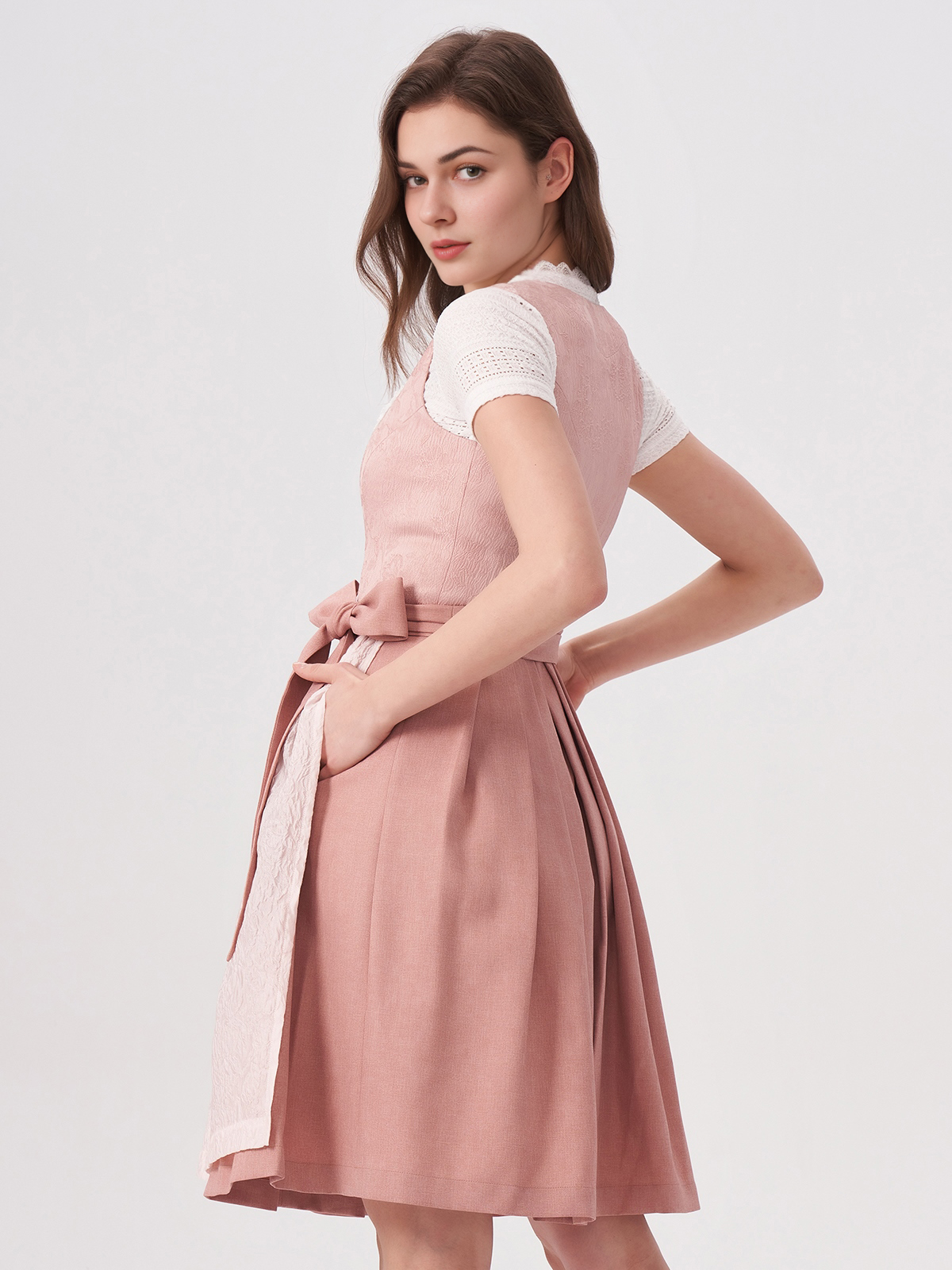 Dirndl in dunkelblau samt