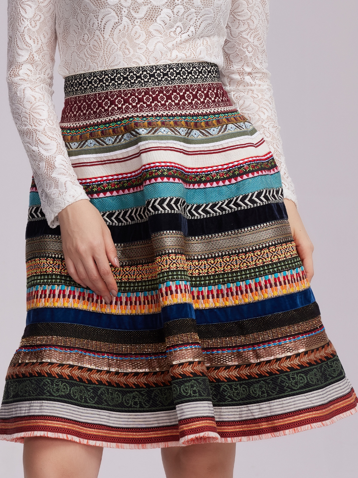 Modernes Dirndl in Braun