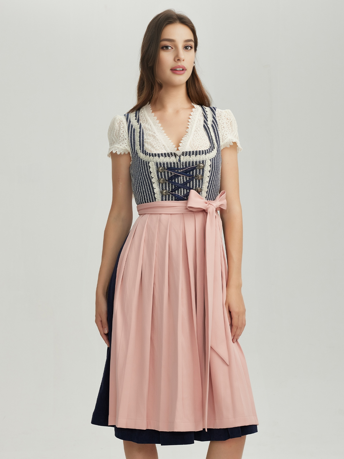Dirndl in Blau